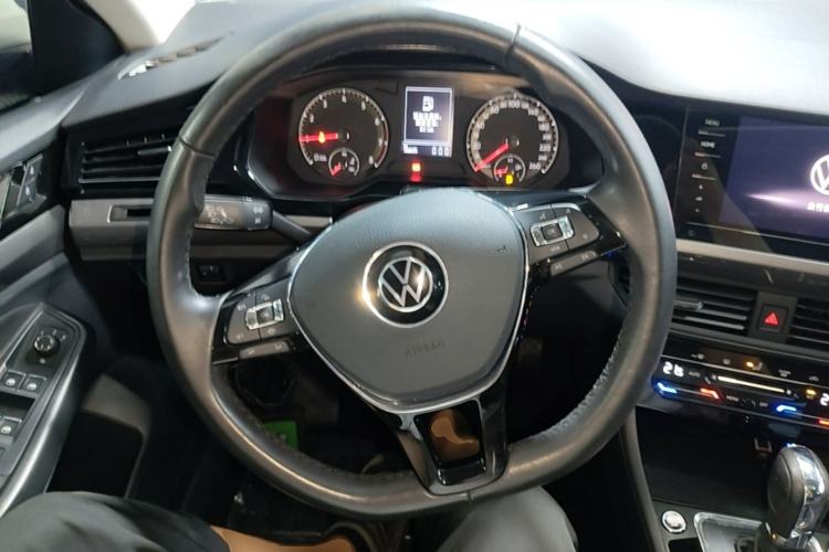 Used Volkswagen Bora 2021 1.5L Automatic Elite Smart Connect Edition Steering Wheel