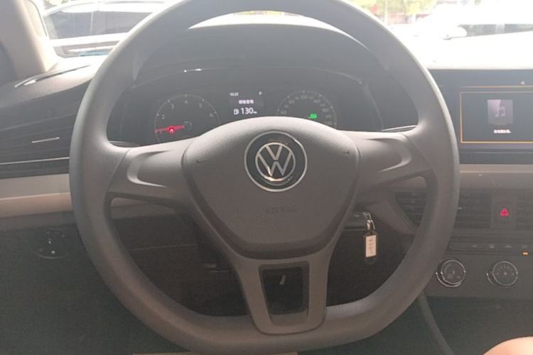 Used Volkswagen Bora 2021 1.5L Automatic Fashionable Smart Connectivity Version Steering Wheel