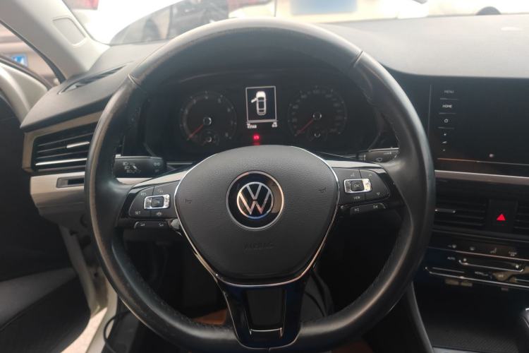 Used Volkswagen Bora 2021 280TSI DSG Elite Smart Connectivity Version Steering Wheel