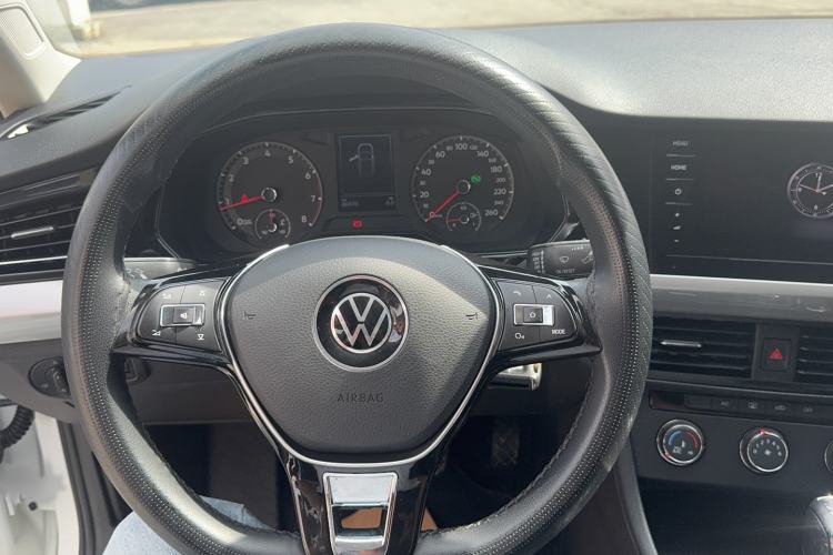 Used Volkswagen Bora 2021 1.5L Automatic Fashionable Smart Connectivity Version Steering Wheel