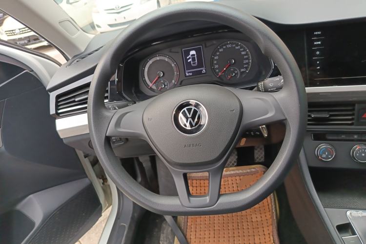 Used Volkswagen Bora 2021 1.5L Automatic Fashionable Smart Connectivity Version Steering Wheel