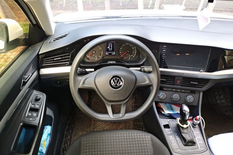 Used Volkswagen Bora 2021 1.5L Automatic Fashionable Smart Connectivity Version Steering Wheel