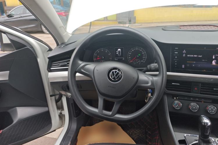 Used Volkswagen Bora 2021 1.5L Automatic Fashionable Smart Connectivity Version Steering Wheel