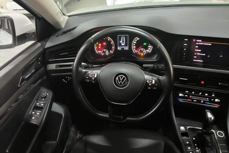 Used Volkswagen Bora 2021 280TSI DSG Elite Smart Connectivity Version Steering Wheel