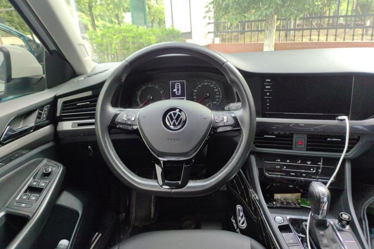 Used Volkswagen Bora 2021 280TSI DSG Elite Smart Connectivity Version Steering Wheel