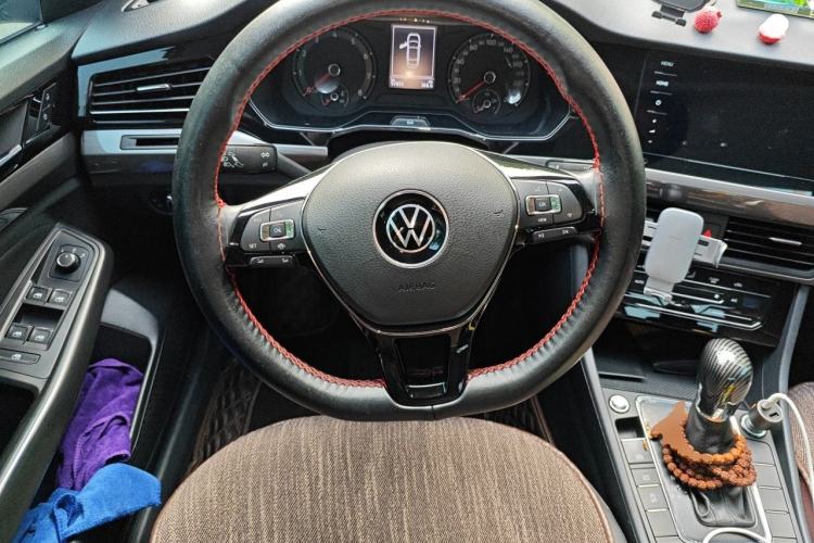 Used Volkswagen Bora 2021 1.5L Automatic Elite Smart Connect Edition Steering Wheel