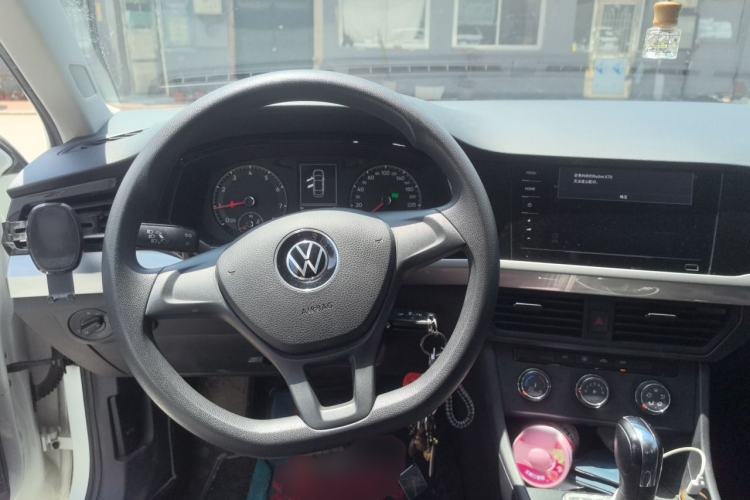 Used Volkswagen Bora 2021 1.5L Automatic Fashionable Smart Connectivity Version Steering Wheel