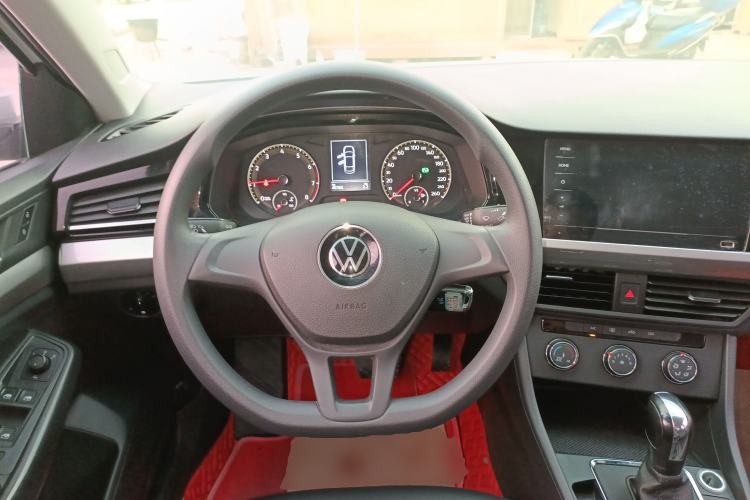 Used Volkswagen Bora 2021 1.5L Automatic Fashionable Smart Connectivity Version Steering Wheel