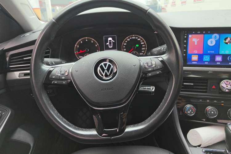 Used Volkswagen Bora 2021 1.5L Automatic Comfort Smart Connect Edition Steering Wheel