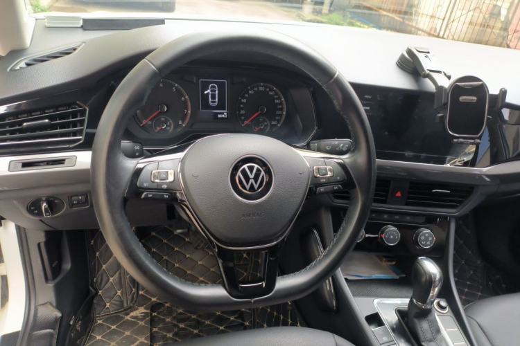 Used Volkswagen Bora 2021 1.5L Automatic Comfort Smart Connect Edition Steering Wheel