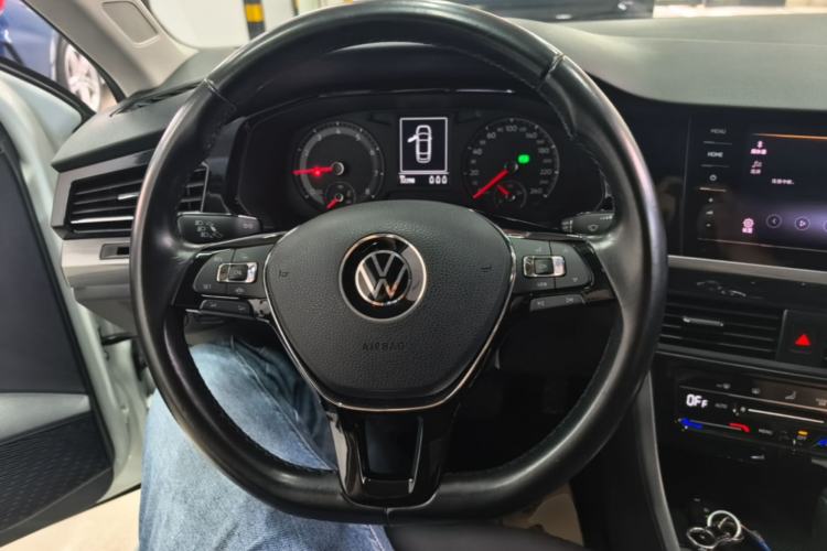 Used Volkswagen Bora 2021 1.5L Automatic Elite Smart Connect Edition Steering Wheel