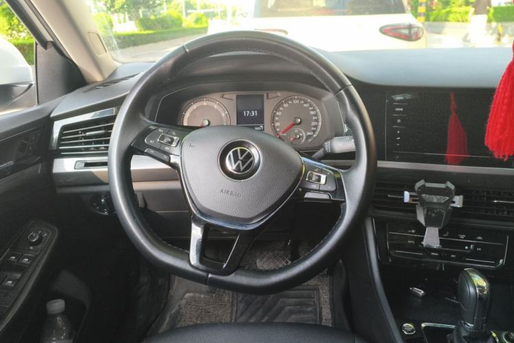 Used Volkswagen Bora 2021 1.5L Automatic Elite Smart Connect Edition Steering Wheel
