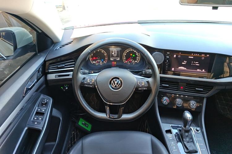 Used Volkswagen Bora 2021 1.5L Automatic Comfort Smart Connect Edition Steering Wheel