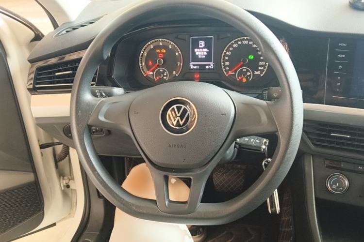 Used Volkswagen Bora 2021 1.5L Automatic Fashionable Smart Connectivity Version Steering Wheel