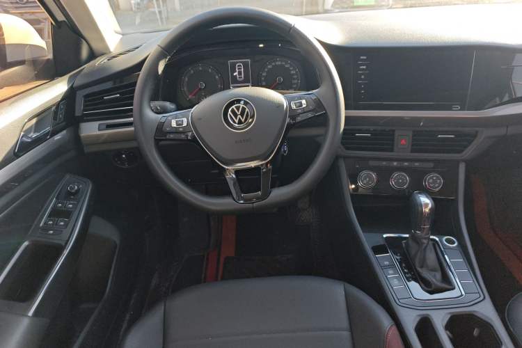 Used Volkswagen Bora 2021 1.5L Automatic Comfort Smart Connect Edition Steering Wheel