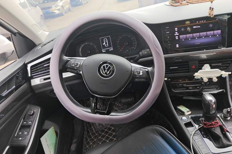 Used Volkswagen Bora 2021 1.5L Automatic Elite Smart Connect Edition Steering Wheel