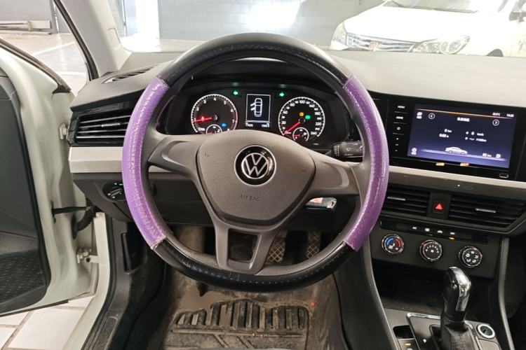 Used Volkswagen Bora 2021 1.5L Automatic Fashionable Smart Connectivity Version Steering Wheel