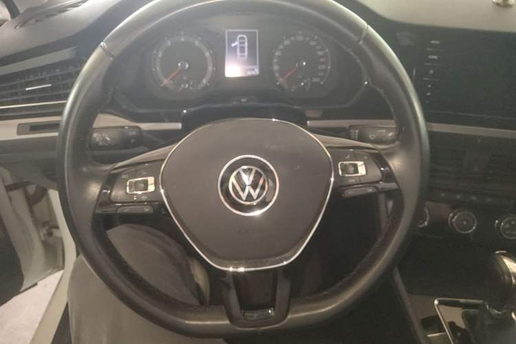 Used Volkswagen Bora 2021 1.5L Automatic Comfort Smart Connect Edition Steering Wheel
