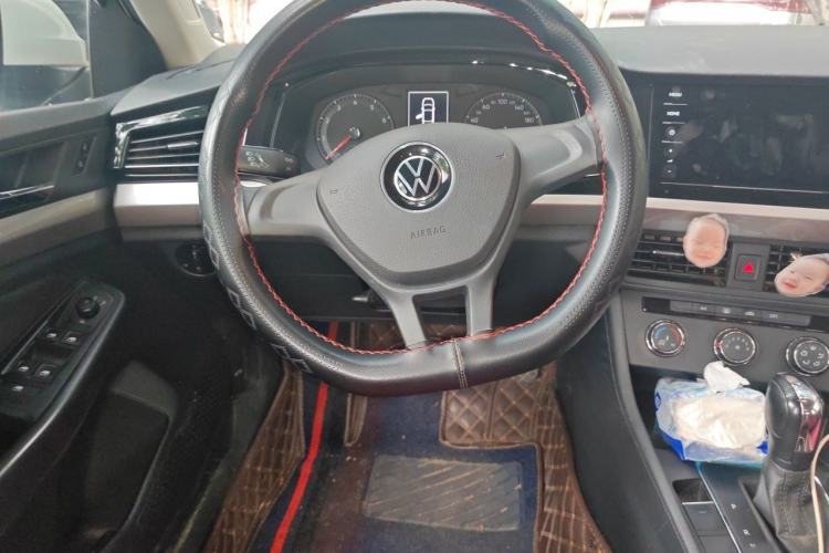Used Volkswagen Bora 2021 1.5L Automatic Fashionable Smart Connectivity Version Steering Wheel