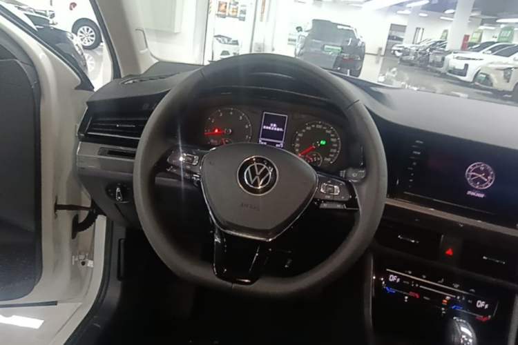 Used Volkswagen Bora 2021 280TSI DSG Elite Smart Connectivity Version Steering Wheel