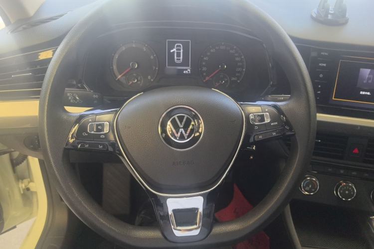 Used Volkswagen Bora 2021 1.5L Automatic Fashionable Smart Connectivity Version Steering Wheel