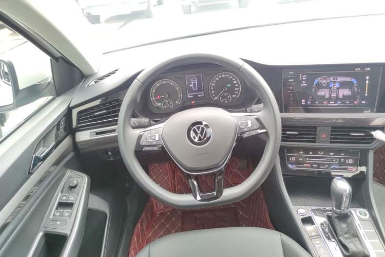 Used Volkswagen Bora 2021 1.5L Automatic Elite Smart Connect Edition Steering Wheel