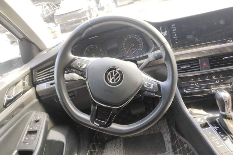 Used Volkswagen Bora 2021 1.5L Automatic Comfort Smart Connect Edition Steering Wheel
