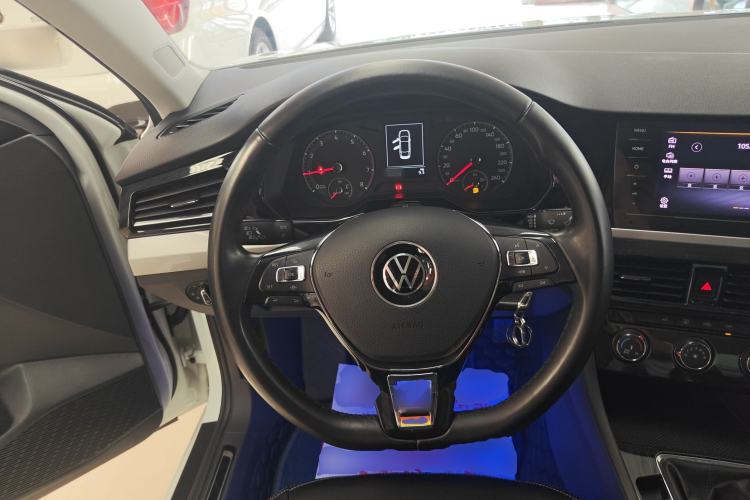 Used Volkswagen Bora 2021 1.5L Manual Fashion Smart Connect Edition Steering Wheel
