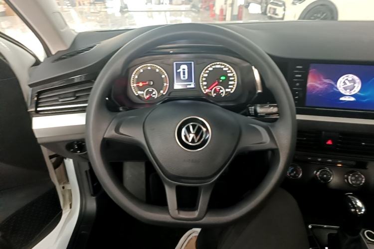 Used Volkswagen Bora 2021 1.5L Automatic Fashionable Smart Connectivity Version Steering Wheel