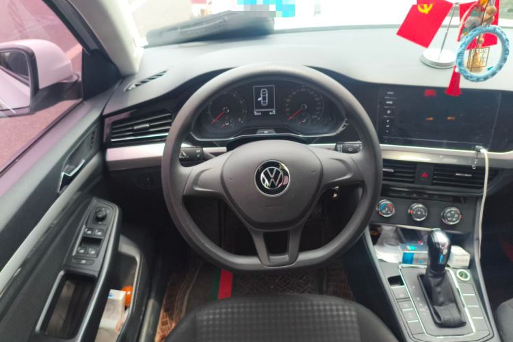 Used Volkswagen Bora 2021 1.5L Automatic Fashionable Smart Connectivity Version Steering Wheel