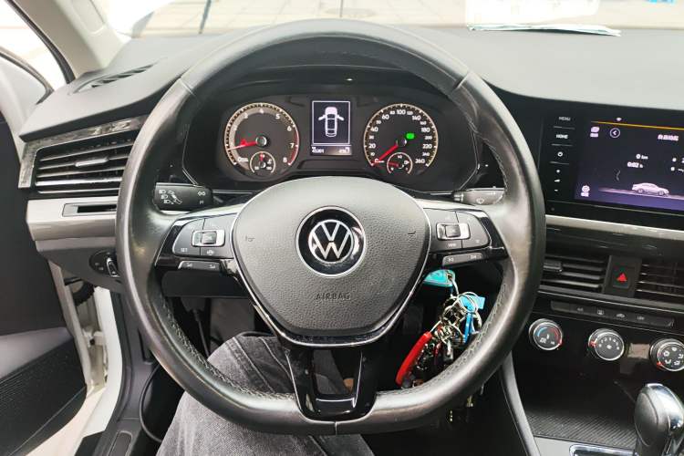 Used Volkswagen Bora 2021 1.5L Automatic Comfort Smart Connect Edition Steering Wheel