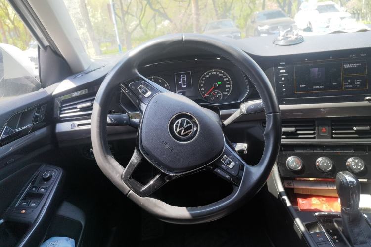 Used Volkswagen Bora 2021 1.5L Automatic Comfort Smart Connect Edition Steering Wheel