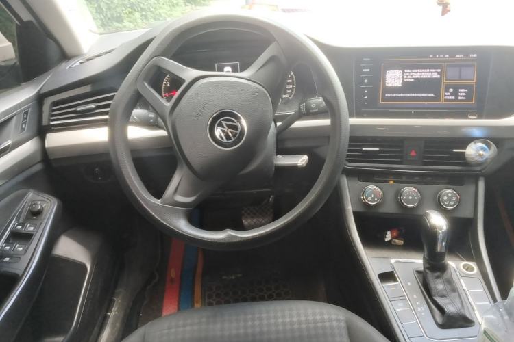 Used Volkswagen Bora 2021 1.5L Automatic Fashionable Smart Connectivity Version Steering Wheel