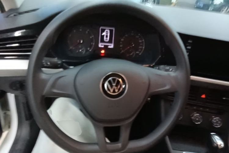 Used Volkswagen Bora 2021 1.5L Automatic Fashionable Smart Connectivity Version Steering Wheel