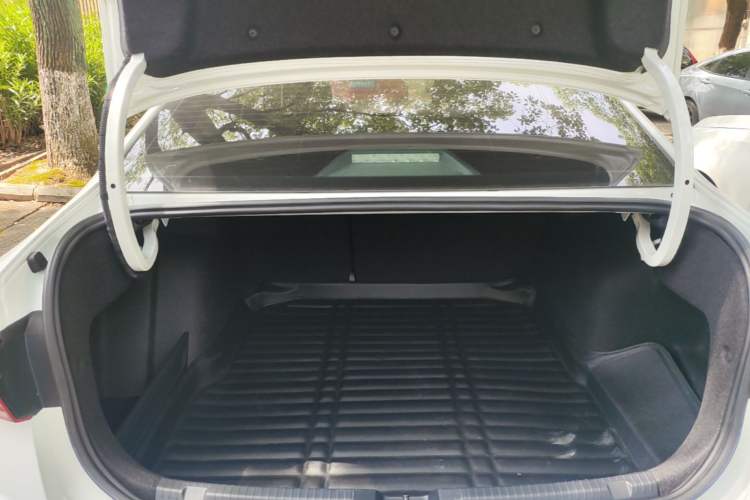 Used Volkswagen Bora 2021 1.5L Automatic Comfort Smart Connect Edition Trunk