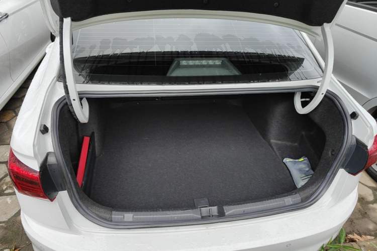 Used Volkswagen Bora 2021 1.5L Automatic Elite Smart Connect Edition Trunk