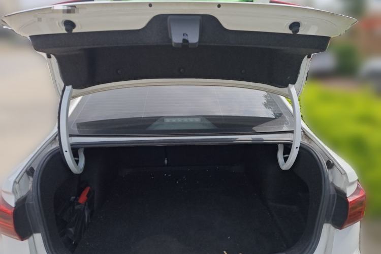 Used Volkswagen Bora 2021 1.5L Manual Fashion Smart Connect Edition Trunk