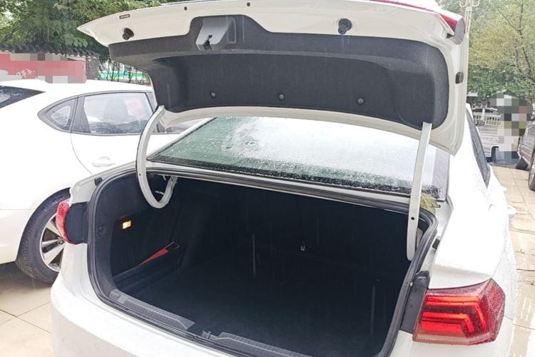 Used Volkswagen Bora 2021 1.5L Automatic Fashionable Smart Connectivity Version Trunk
