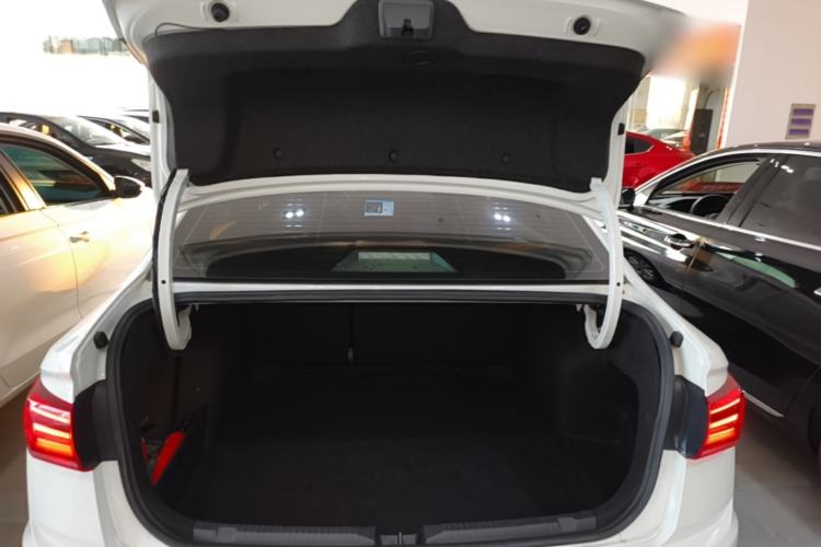 Used Volkswagen Bora 2021 1.5L Automatic Fashionable Smart Connectivity Version Trunk