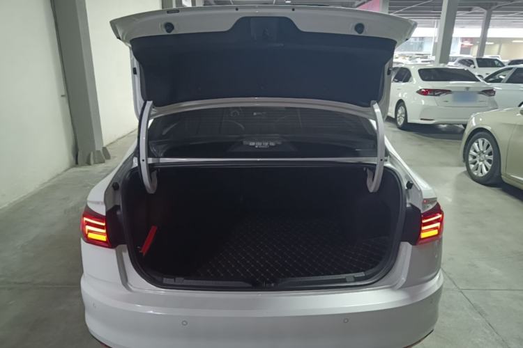 Used Volkswagen Bora 2021 1.5L Automatic Comfort Smart Connect Edition Trunk