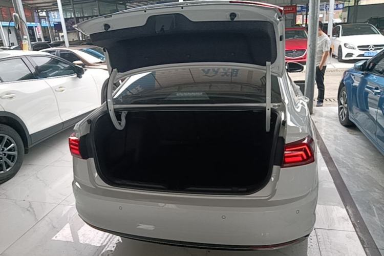 Used Volkswagen Bora 2021 1.5L Automatic Comfort Smart Connect Edition Trunk