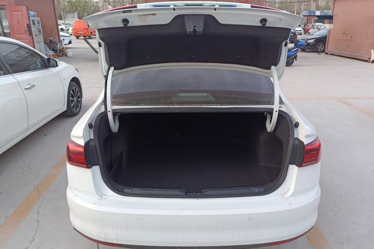 Used Volkswagen Bora 2021 1.5L Automatic Fashionable Smart Connectivity Version Trunk