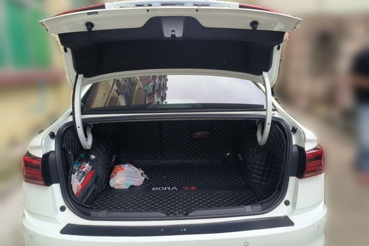 Used Volkswagen Bora 2021 1.5L Automatic Comfort Smart Connect Edition Trunk