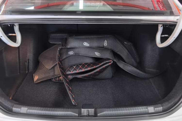 Used Volkswagen Bora 2021 1.5L Automatic Elite Smart Connect Edition Trunk