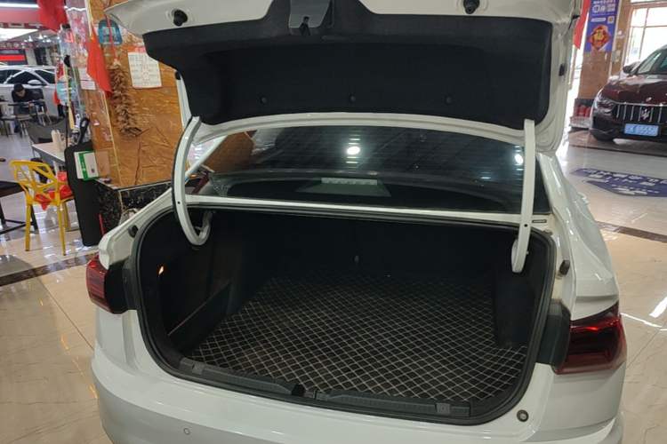 Used Volkswagen Bora 2021 1.5L Automatic Elite Smart Connect Edition Trunk