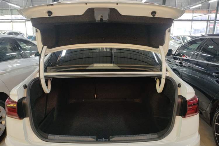 Used Volkswagen Bora 2021 1.5L Automatic Elite Smart Connect Edition Trunk