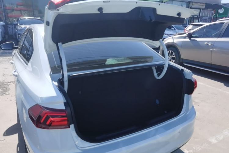 Used Volkswagen Bora 2021 1.5L Automatic Elite Smart Connect Edition Trunk