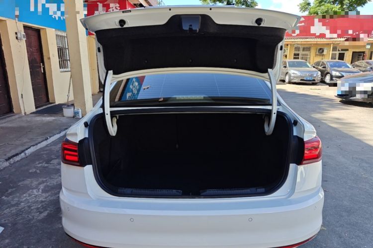 Used Volkswagen Bora 2021 1.5L Automatic Comfort Smart Connect Edition Trunk