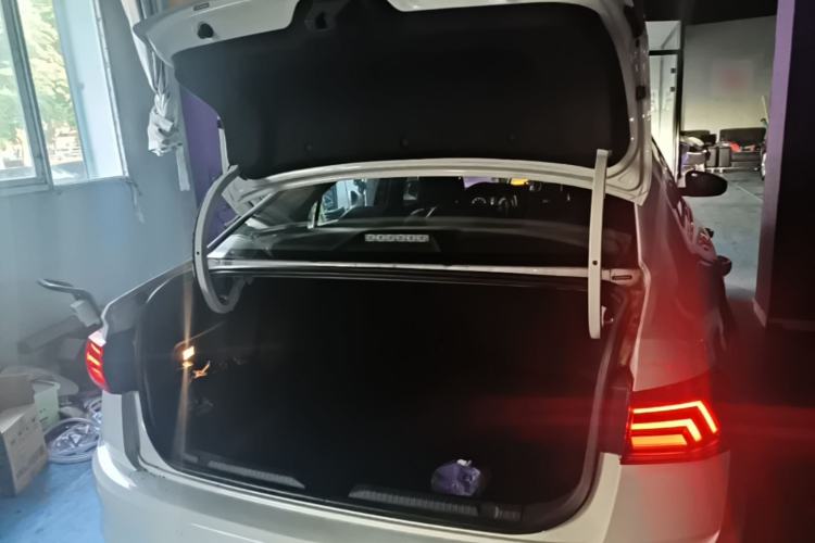 Used Volkswagen Bora 2021 1.5L Automatic Elite Smart Connect Edition Trunk