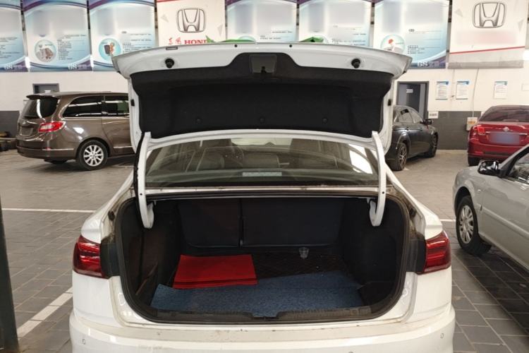 Used Volkswagen Bora 2021 1.5L Automatic Fashionable Smart Connectivity Version Trunk